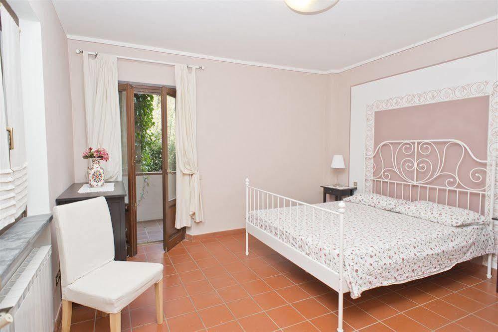 Residence Il Castagno Pistoia Esterno foto